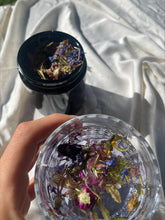 Lade das Bild in den Galerie-Viewer, The AYUR:FLOWERS Collection 3er Bundle - ayurbeaute